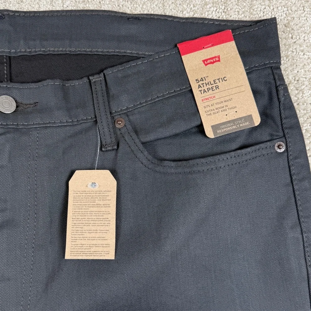 Levis item new